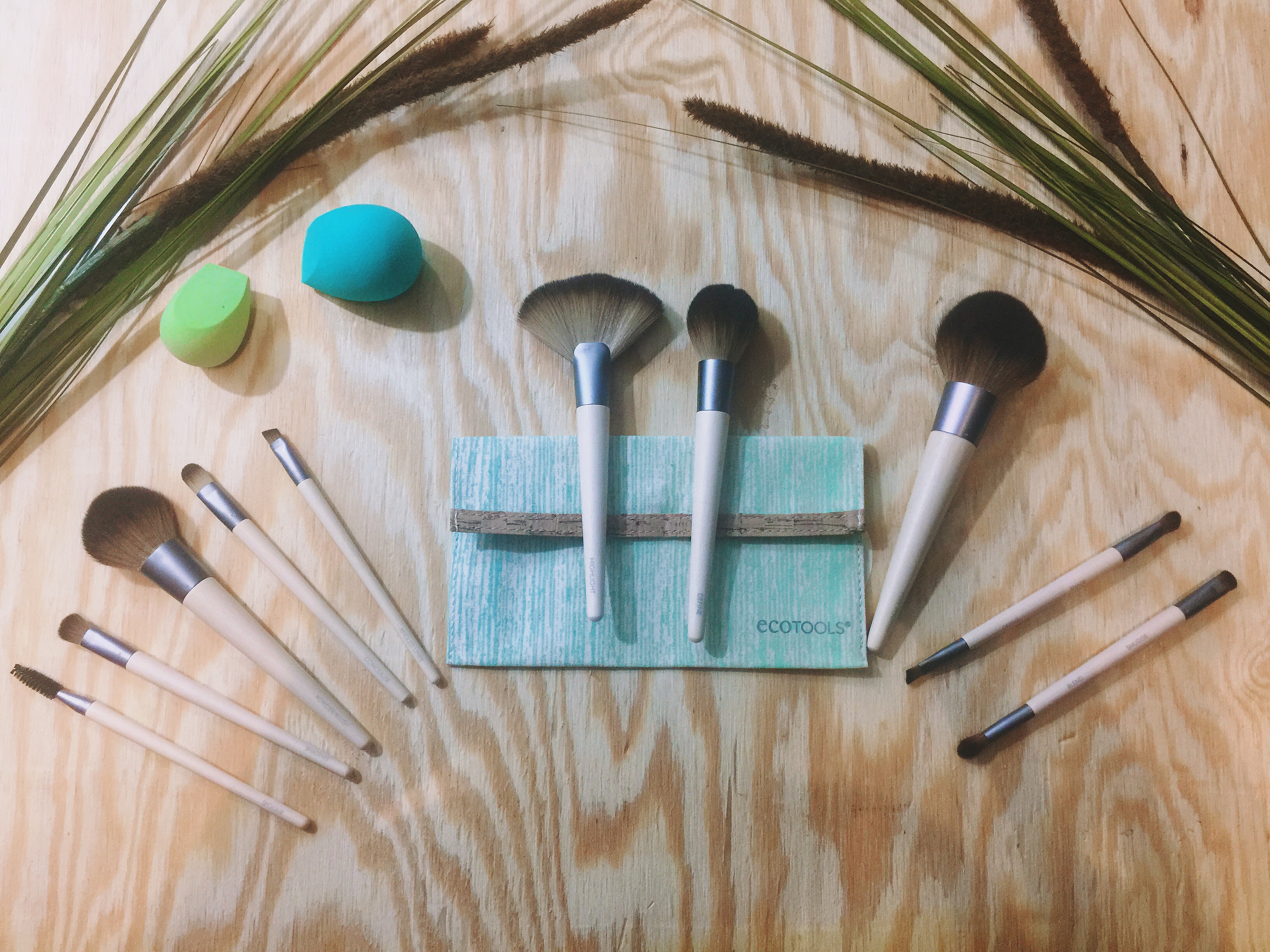 ecotools makeup brushes