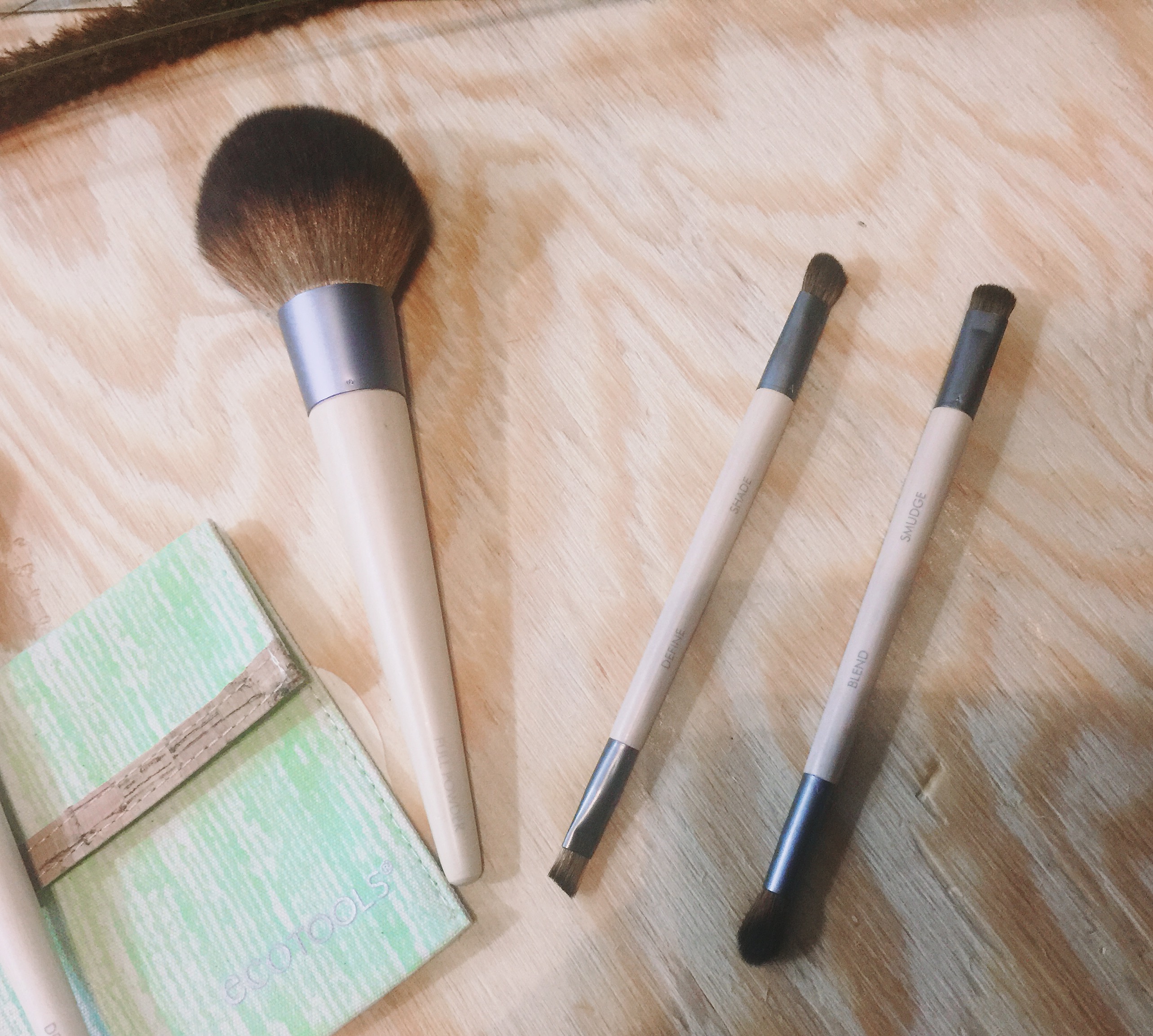 ecotools full powder brush